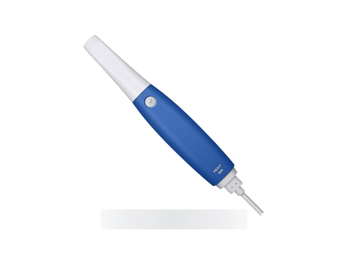 Medit i600 intraoral scanner