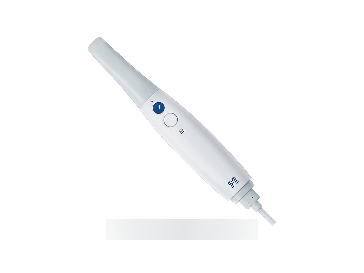 Medit i700 intraoral scanner